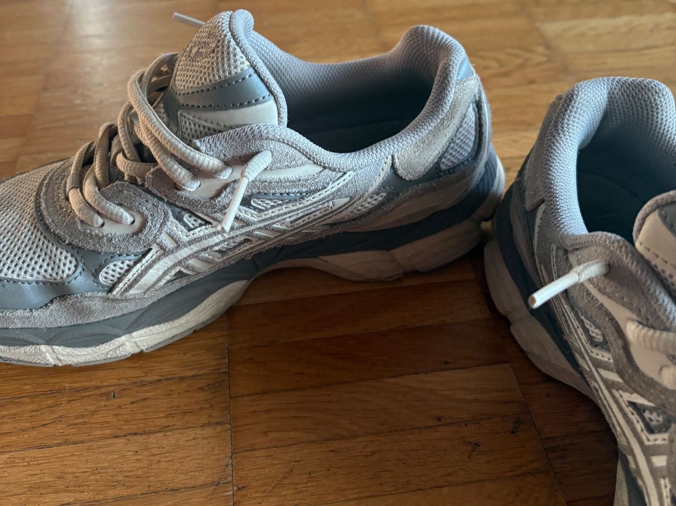 Asics Herrenschuhe: ASICS Turnschuhe  Grau Grösse 38 – Gebraucht aus Luzern von ann_hq9y 2