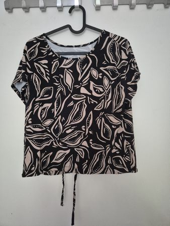 T-Shirt schwarz/beige