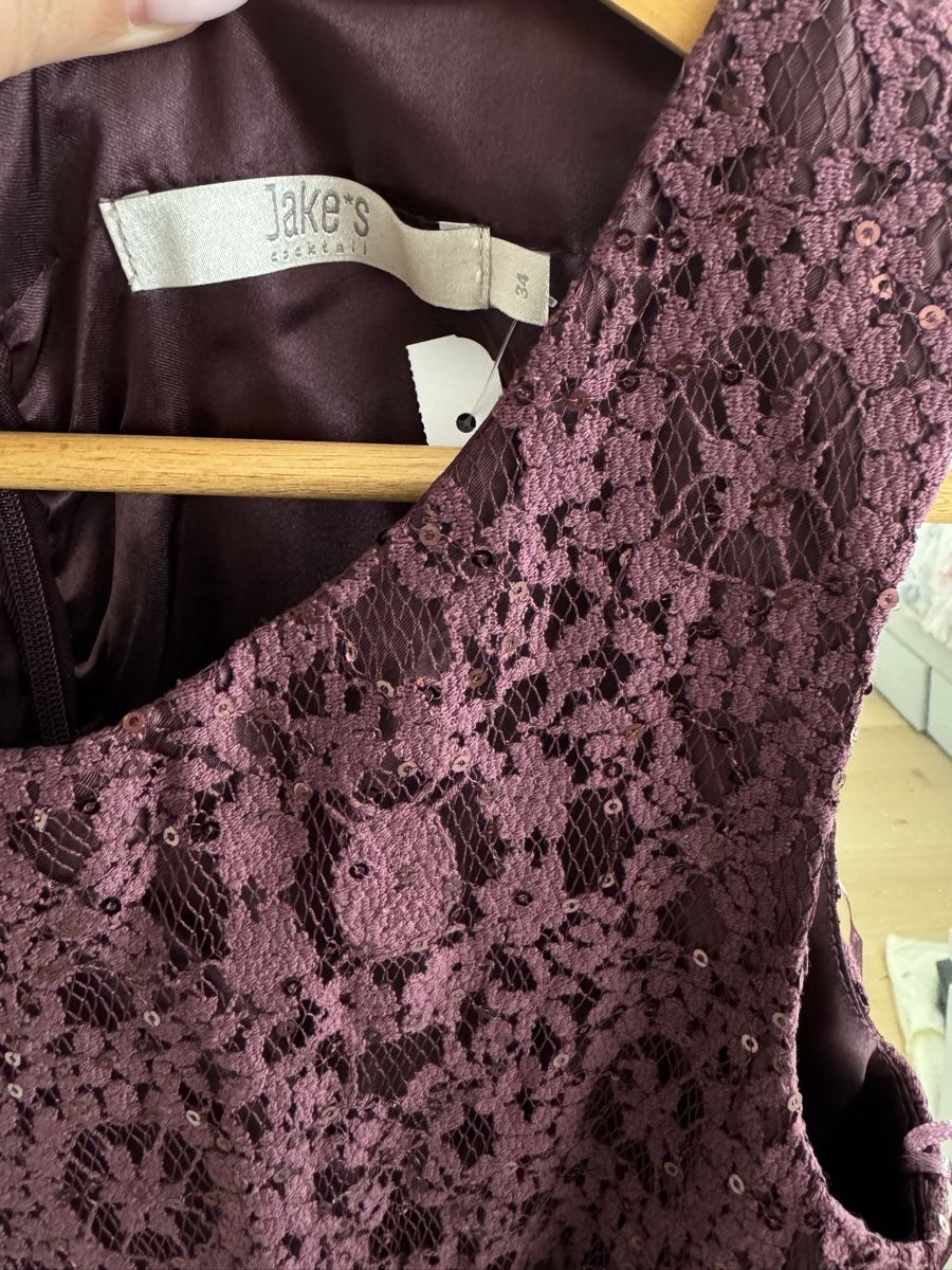 Kleider: Jake's Cocktail Kleid, Grösse 34 – Gebraucht aus St. Gallen von ElmedinaZ 1