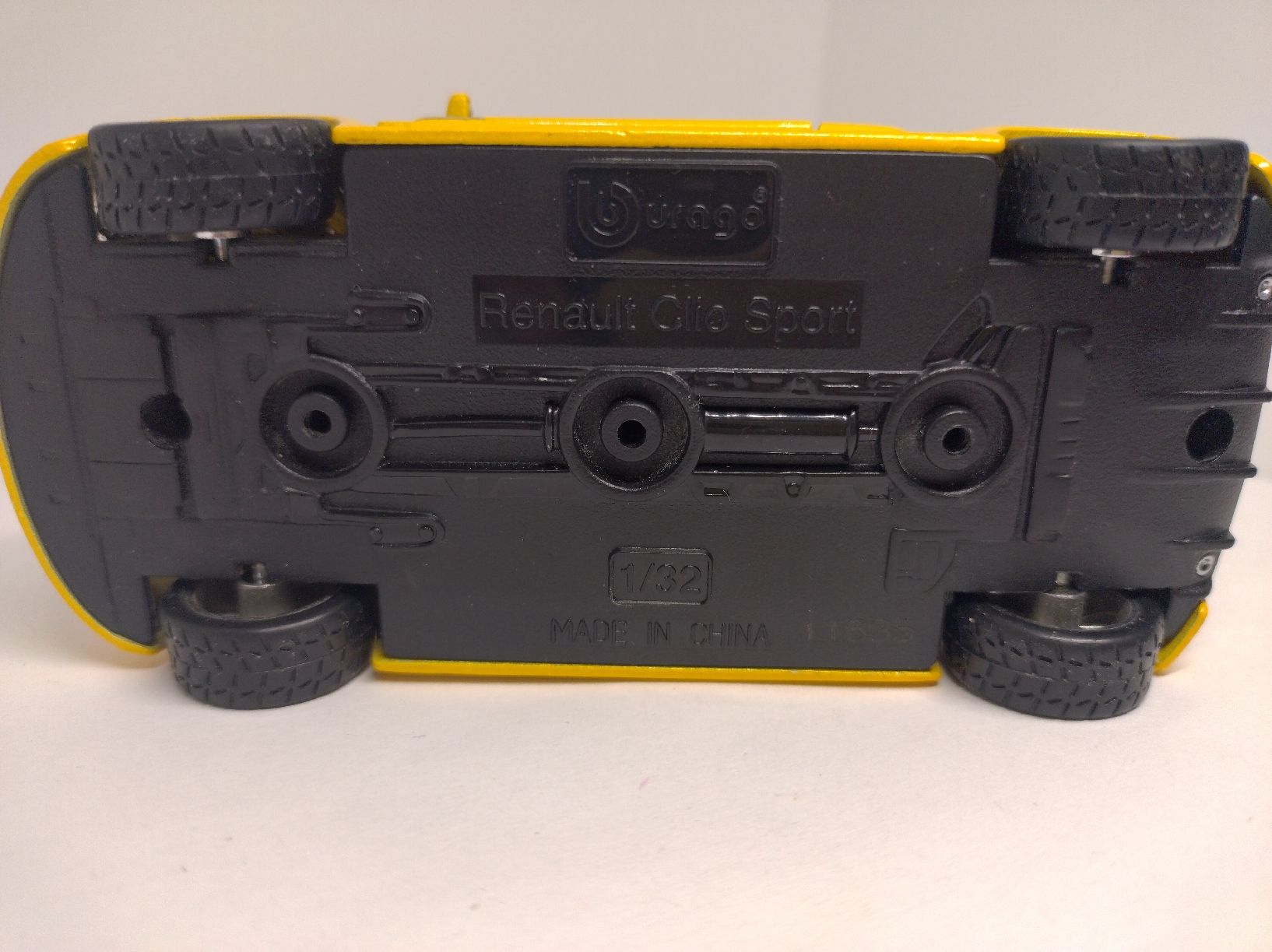Bburago Voitures modèles: Bburago, Renault Clio Sport 1/32 – D'occasion à La Chaux-de-Fonds par Pierrot8404 6