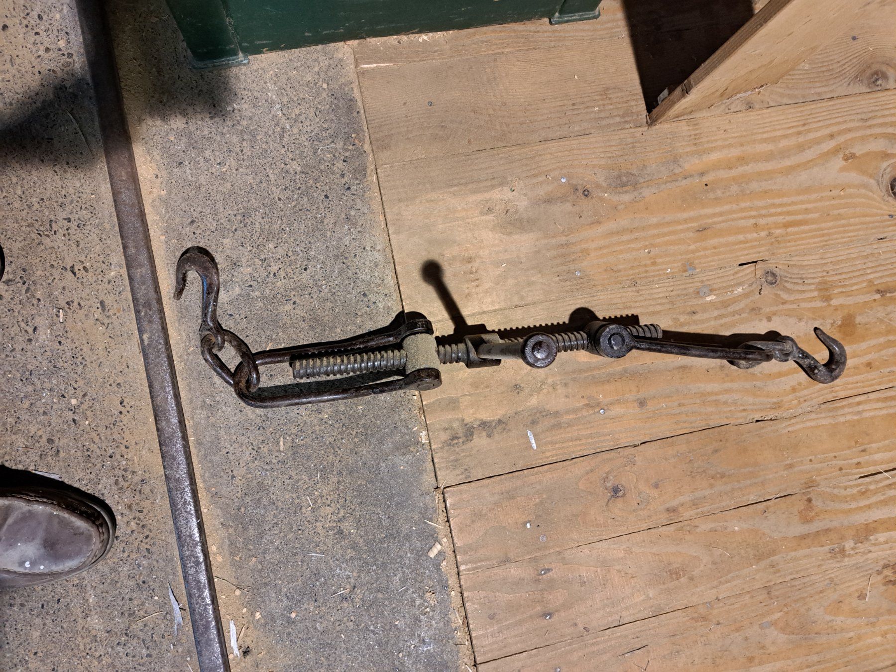 Tous les outils: Kettenspanner – D'occasion à Schänis par PAMARI