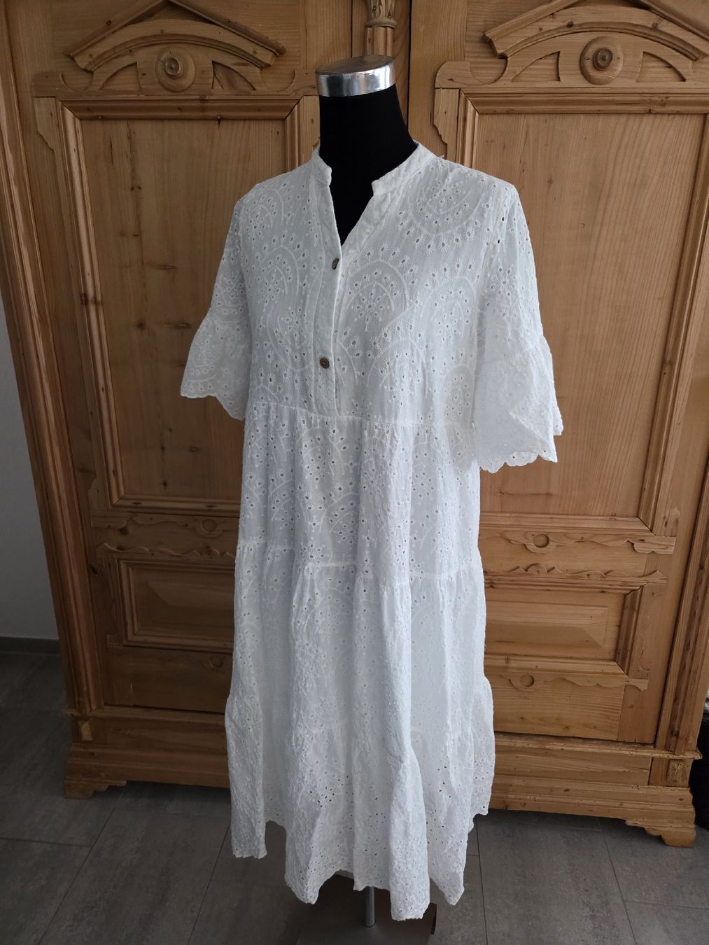 Kleider: schönes Kleid weiss – Neu (gemäss Beschreibung) aus Wiesendangen von Sinhuk