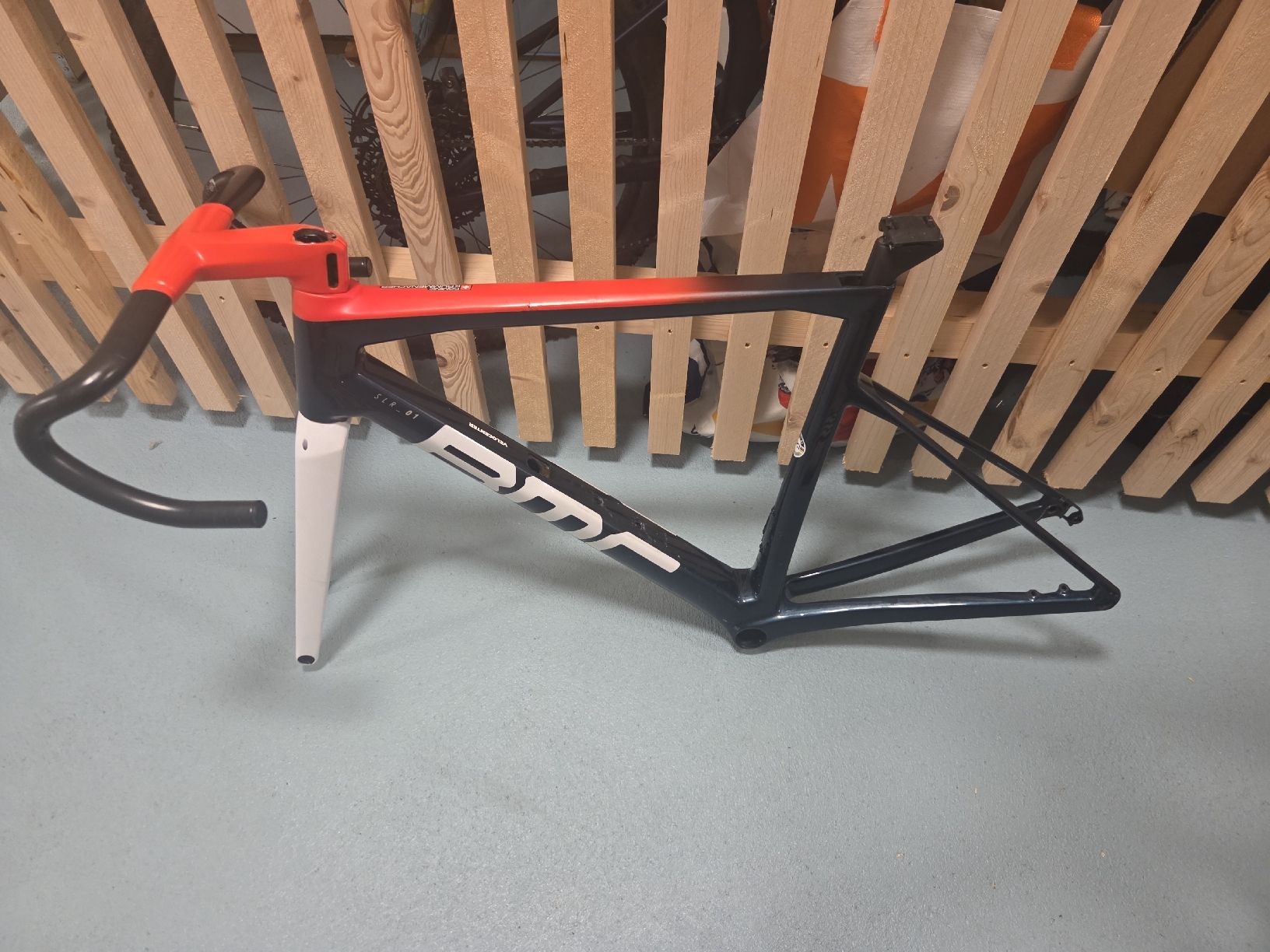 BMC SLR01 Rennrad Rahmen mit Lenker und Gabel weiss (Defekt) in ...