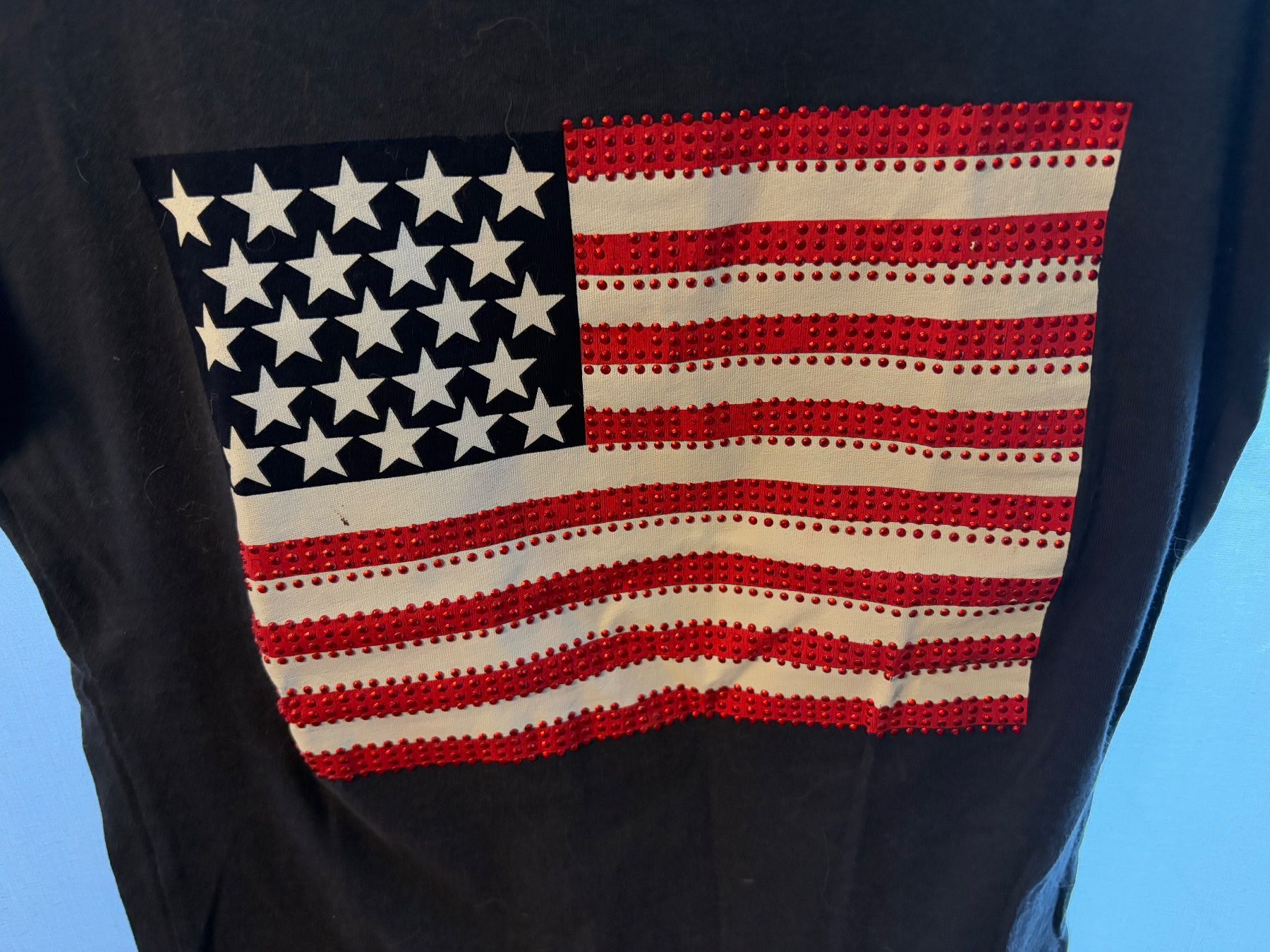 T-shirt: 🇺🇸 T-shirt noir drapeau américain en strass T.M – Usato da Lausanne venduto da ine_6c2m 1