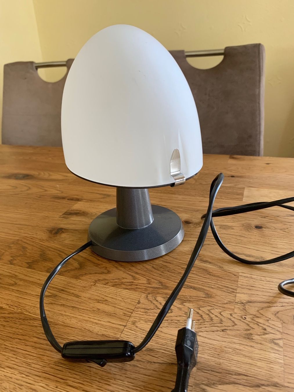 Lampen: Dolly Tischlampe Valenti 70 er – Gebraucht aus Flawil von Naphtali