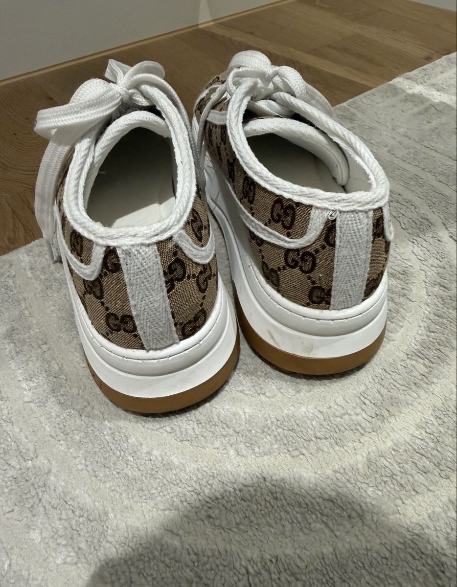 Chaussures femmes: Sneaker – Neuf (Voir description) à Kleindöttingen par s_s_dpj2