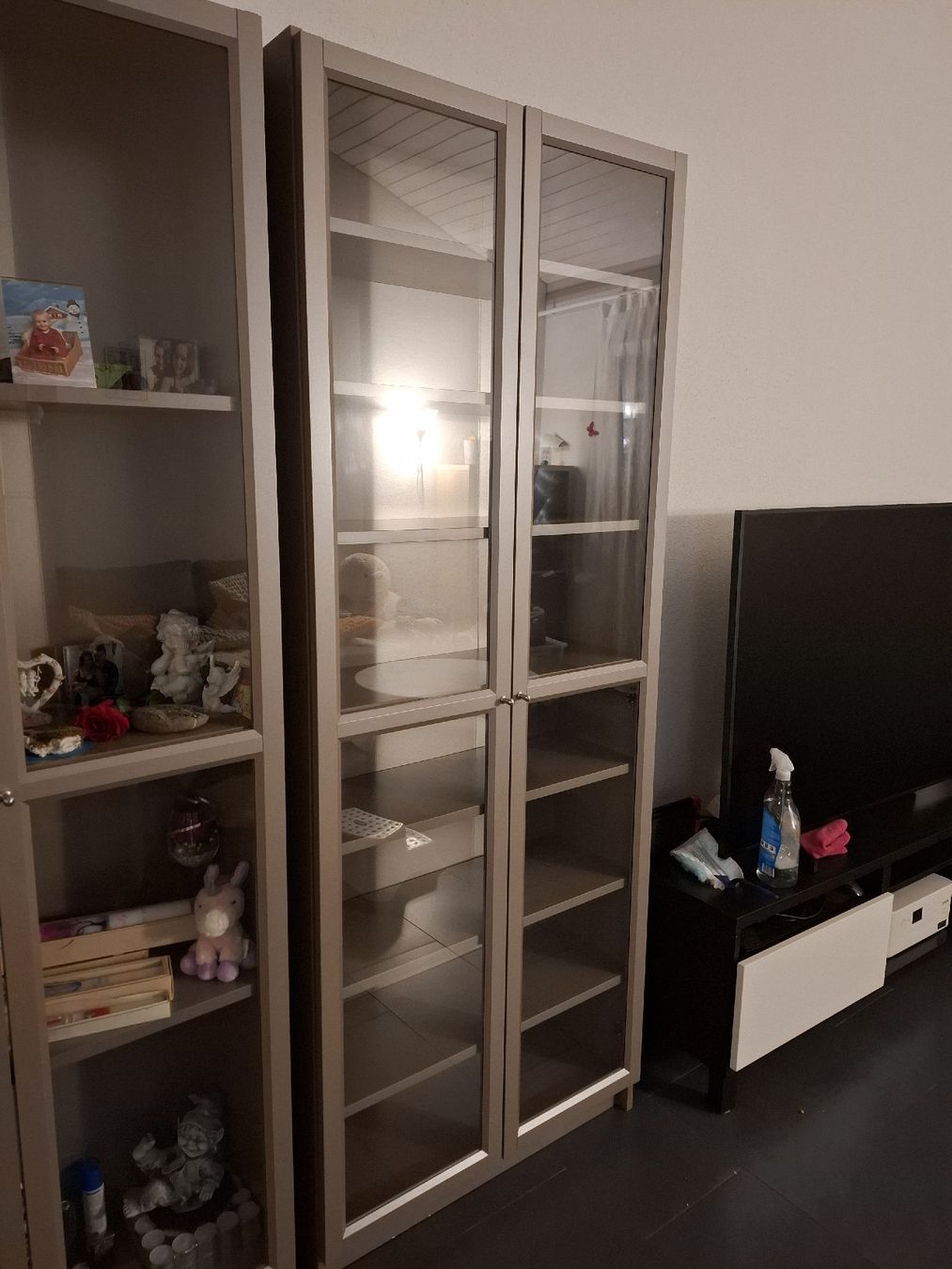 Ikea Vitrinen: Ikea Billy/Oxberg – Gebraucht aus Oberrüti von jas_89hd 4