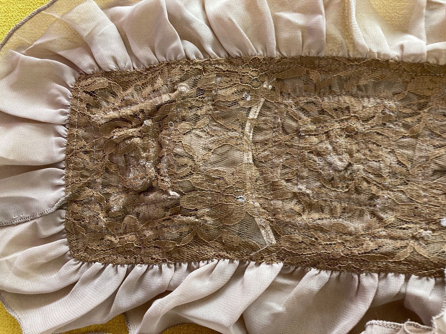 Foulards, Tücher & Schals: Damenschal mit Echtfell Neu – Neu und originalverpackt aus Feusisberg von Mila1122 5