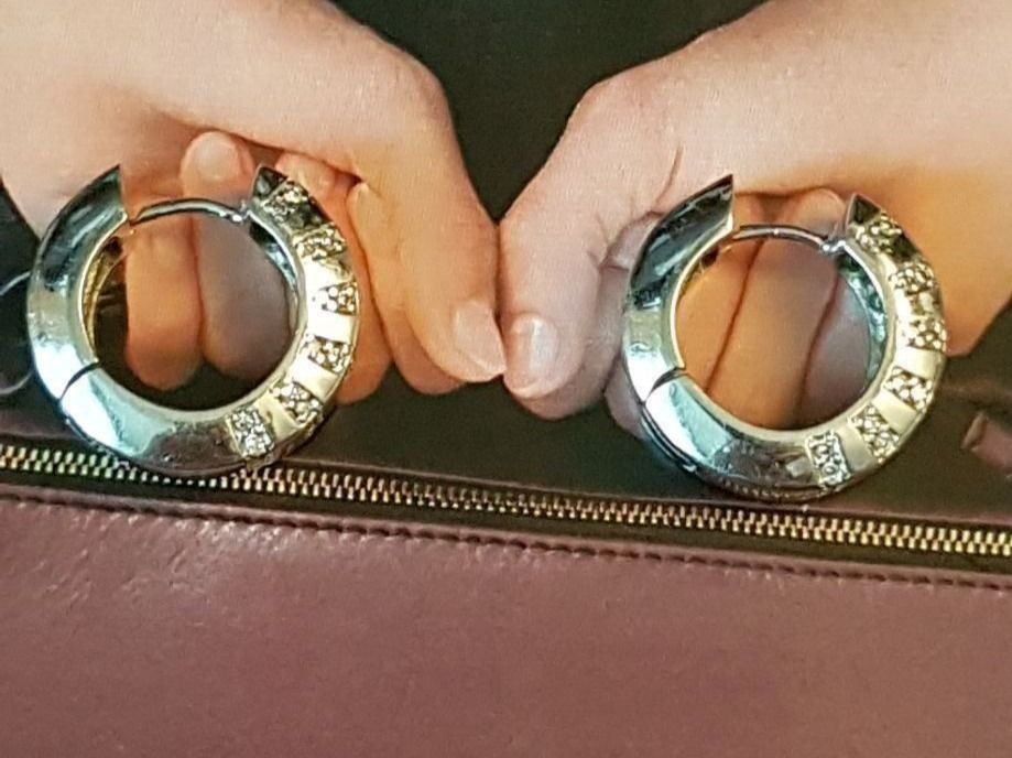 Boucles d'oreille: Wunderschöne Diamant Ohrcreolen – Neuf (Voir description) à Unterägeri par Altgoldschmuck 5