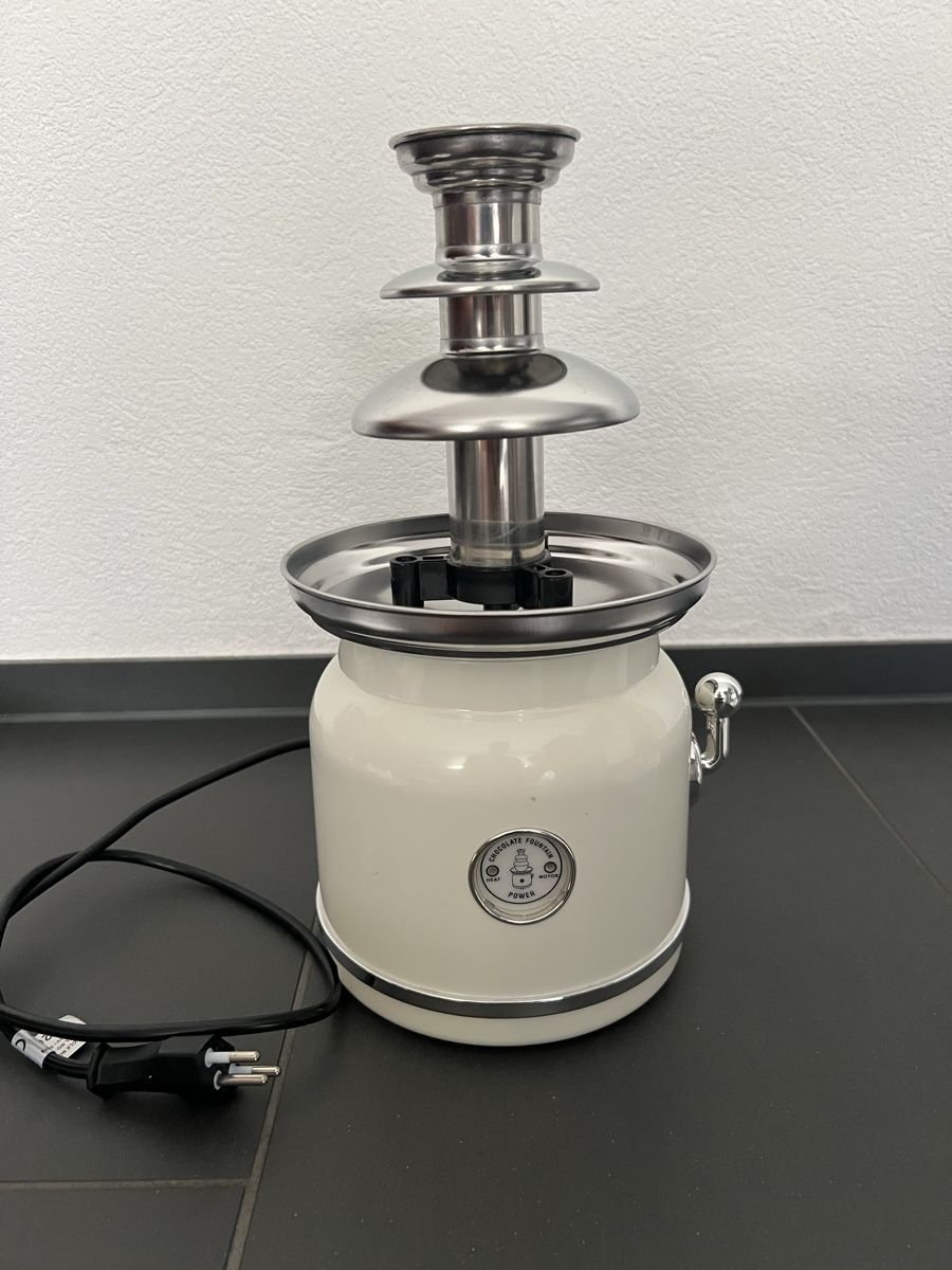 Küchengeräte: Schoko Brunnen  – Gebraucht aus Holziken von 181281 2
