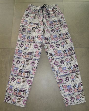 Leichte Sommerhose für Freizeit/Strand, Unisex Gr. 152 / NEU