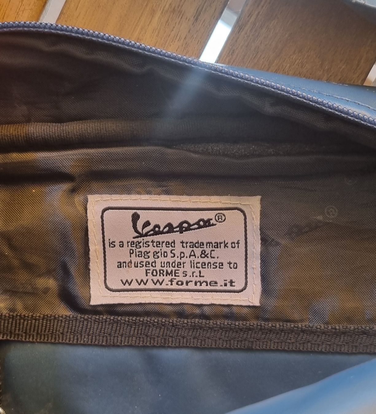 Vespa Borse: Vespa Umhängetasche – Usato da Au ZH venduto da Alex78 2