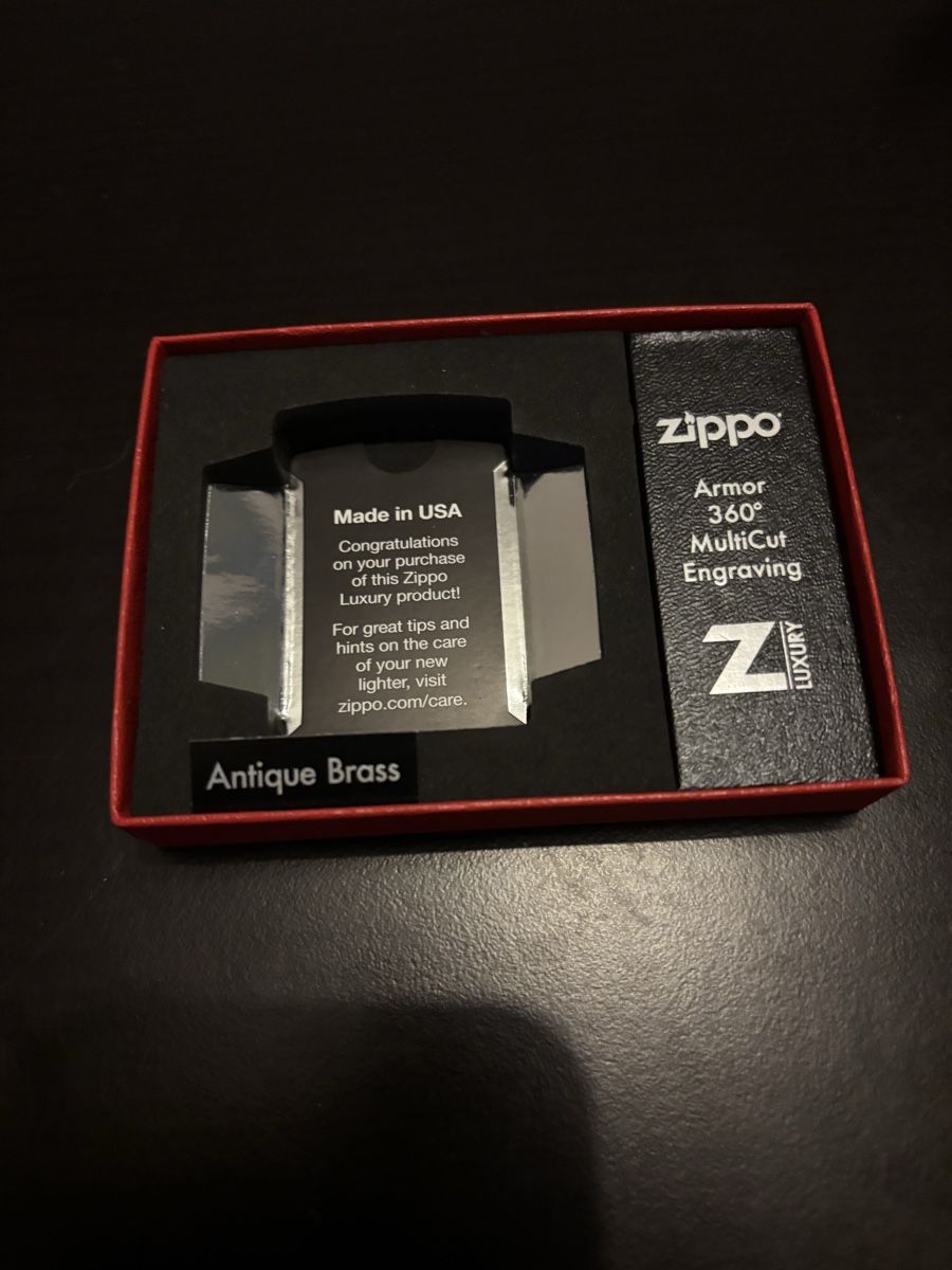 Zippo Accendini: Magnifique ZIPPO – Usato da lausanne venduto da helderj 3