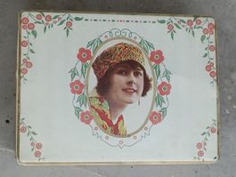 Jugendstil Blech Dose J. Arni's Söhne Confiseriefabrik Lyss