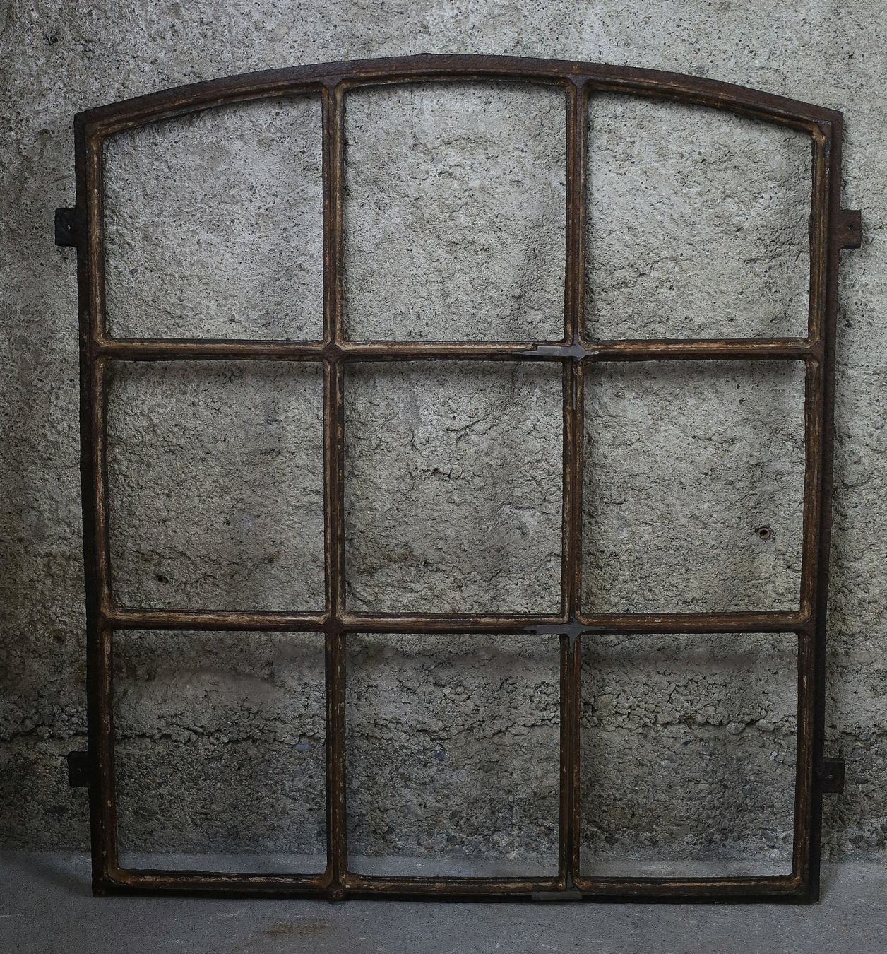 Fenster: grösseres Gusseisenfenster, Eisenfenster – Gebraucht aus Birrwil von brandschatz_birrwil 8