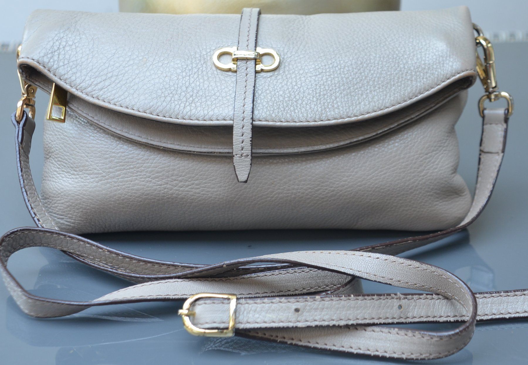 Salvatore Ferragamo Borse da donna: Salvatore Ferragamo Tasche / sac – Usato da Collonges venduto da arashee