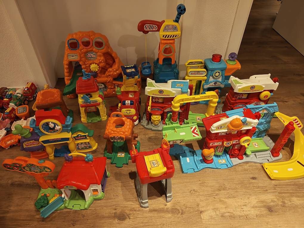 Vtech Jouets: Tuttut Bahn riesiges Set – D'occasion à Flawil par minggeli83 2