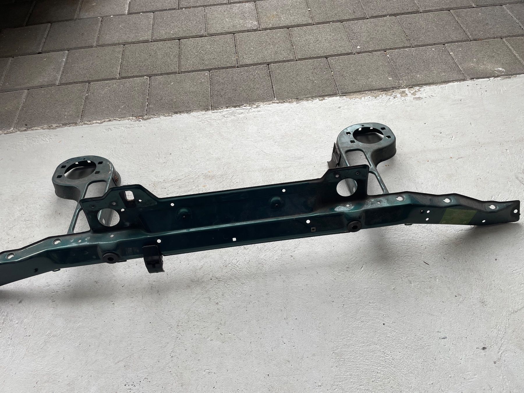 BMW Tutti pezzi di ricambio auto: Original BMW E36 Träger Vorne,  Grün! – Usato da Buchs AG venduto da twinturbo2 1
