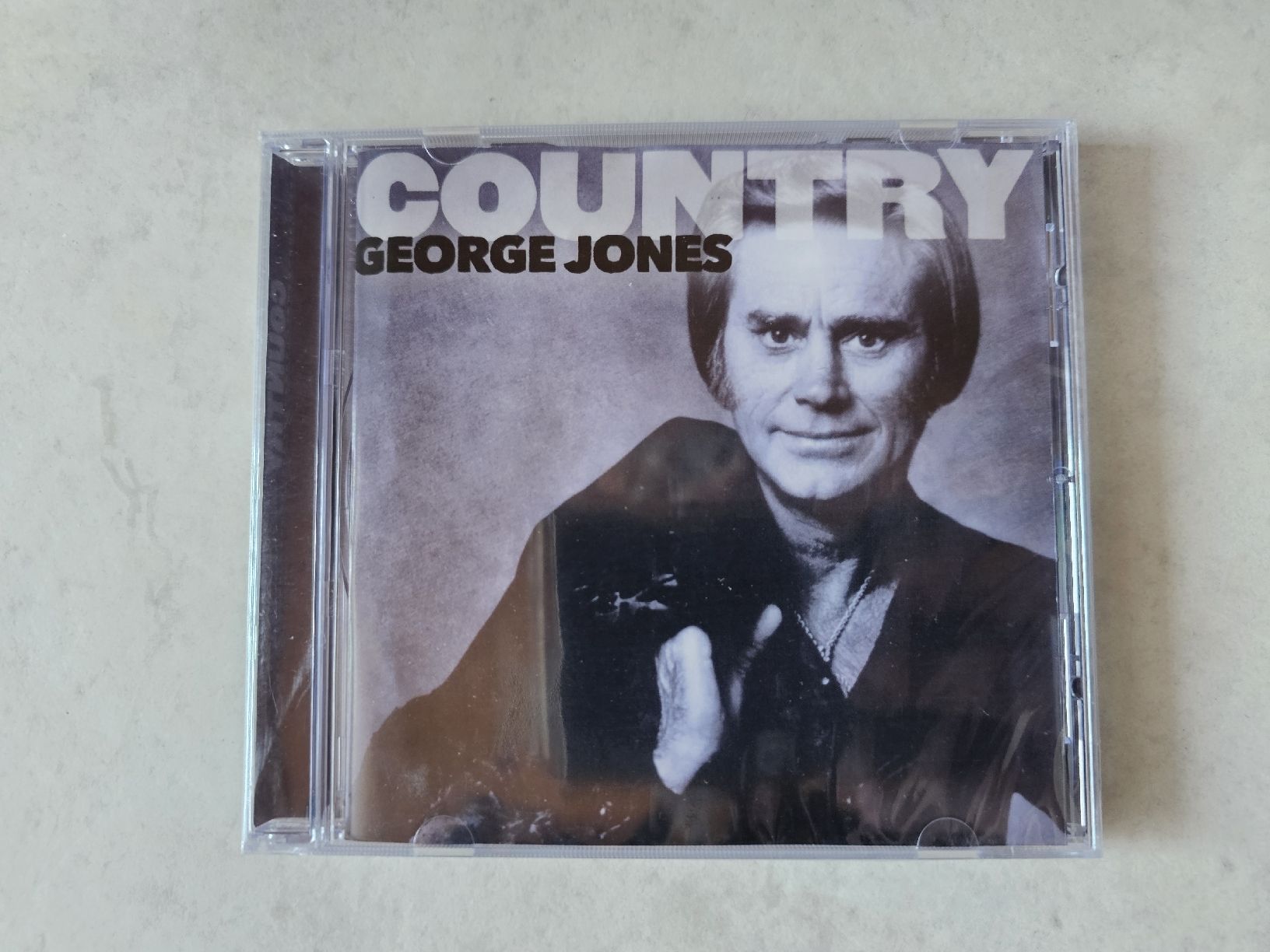 CD: George Jones  -  Country  /  Fabrikneu – Nuovo e nell'imballaggio originale da Schneisingen venduto da backstore24