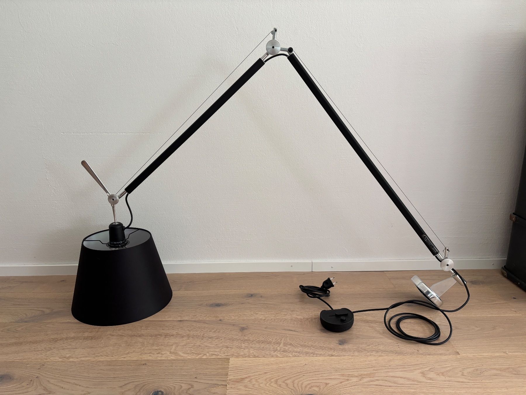 Artemide Lampen: Artemide Tolomeo Mega Ø320 Schwarz – Gebraucht aus Kloten von chrissie.k