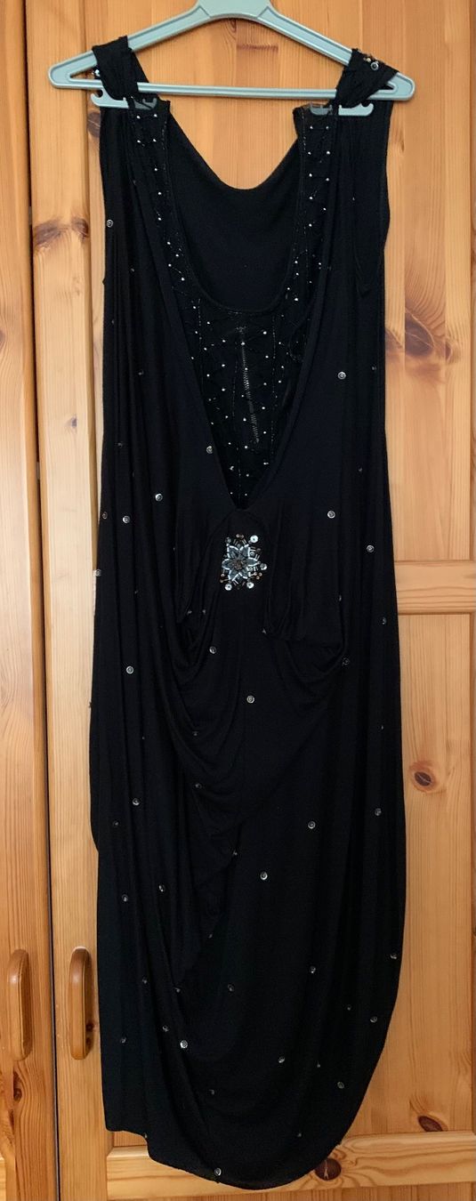 Vestiti: Originelles Kleid mit tollen Details – Nuovo (secondo la descrizione) da Thalwil venduto da Ulurusunset 3