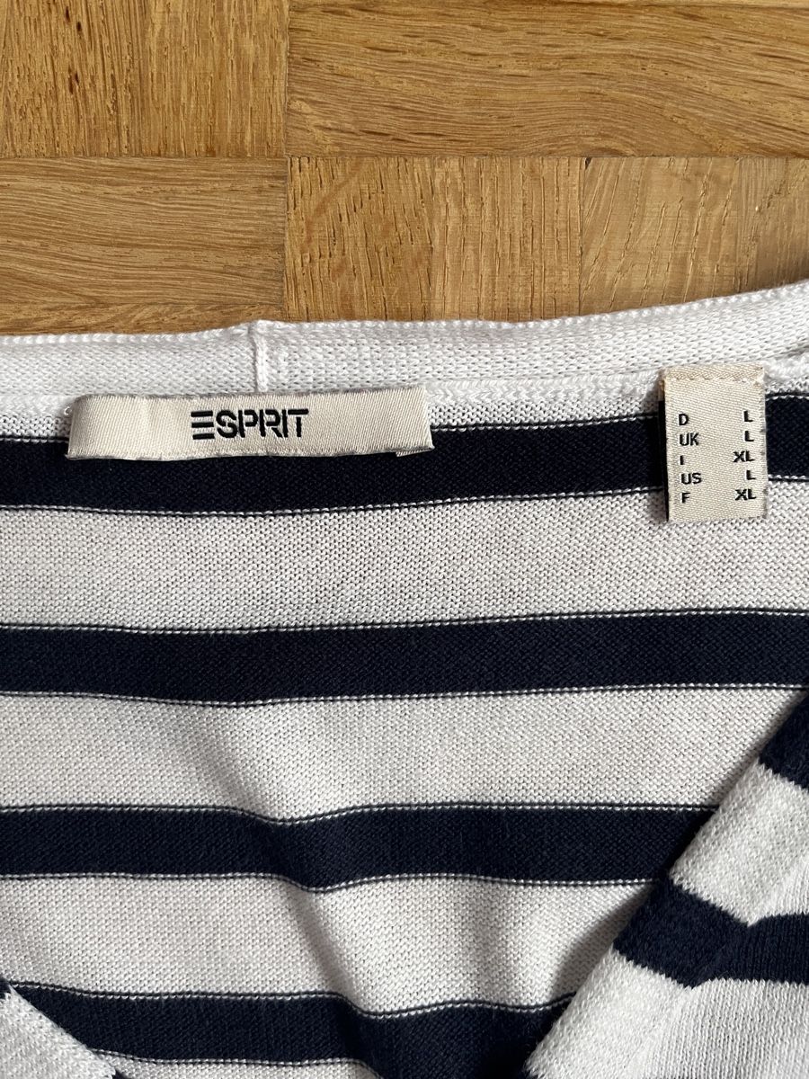Esprit Maglioni & Felpe: Esprit Damenpullover Gr. L, blau-weiss gestreift – Usato da Zürich venduto da Kleanthy 2