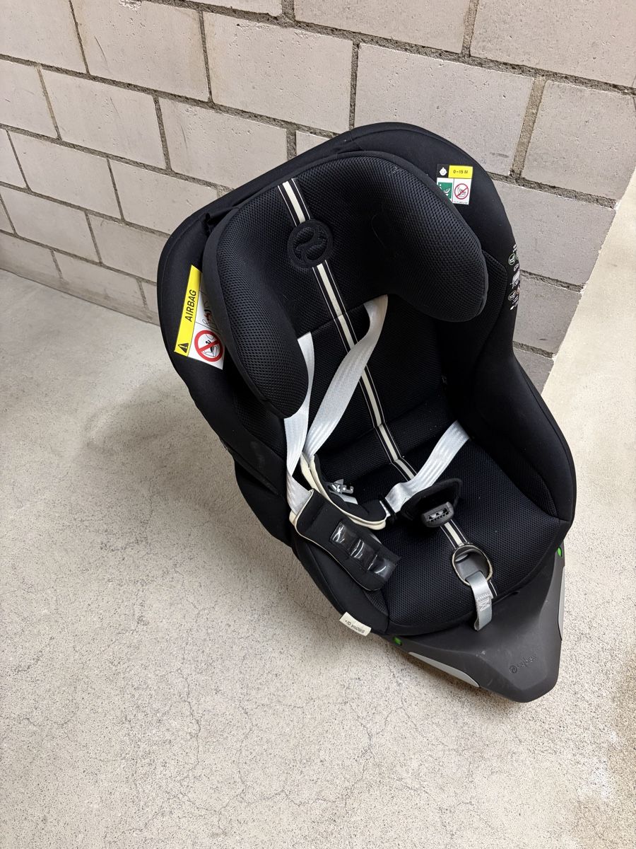Cybex Auto-Kindersitze: CYBEX Sirona Gi i-Size Plus black – Gebraucht aus Zürich von nepaprocella