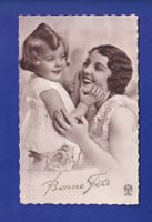 ENFANT - Maman et sa fille - Fleurs - Bonne Fête