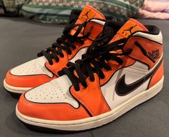 *** NIKE AIR JORDAN 1 Mid SE Turf Orange ***