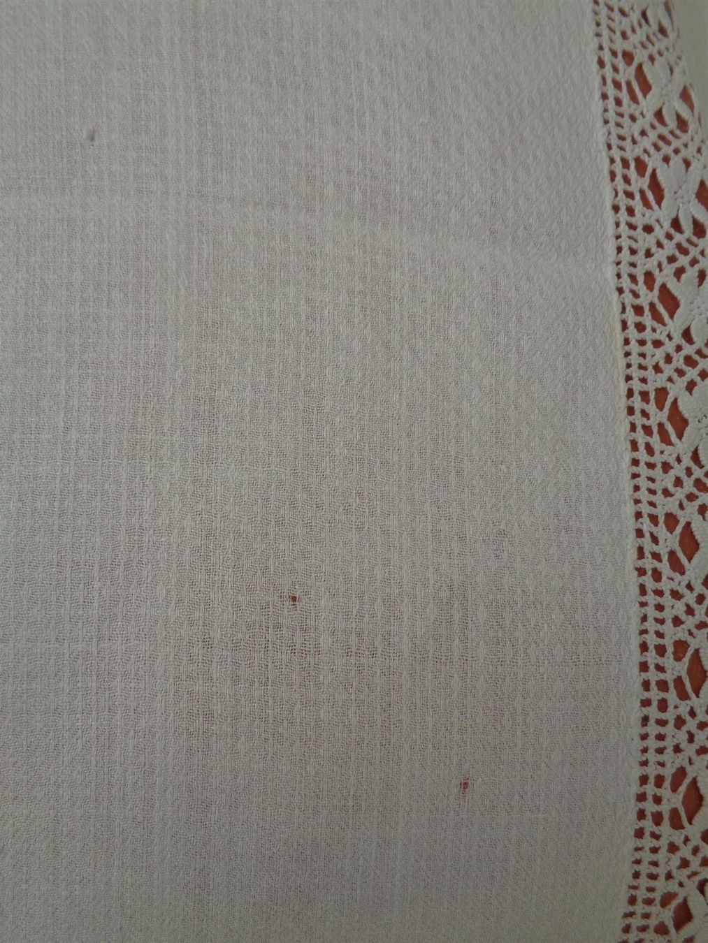 Decken: Tischdecke mit Spitzen-Einlage - Vintage – Gebraucht aus Chur von omonia 4