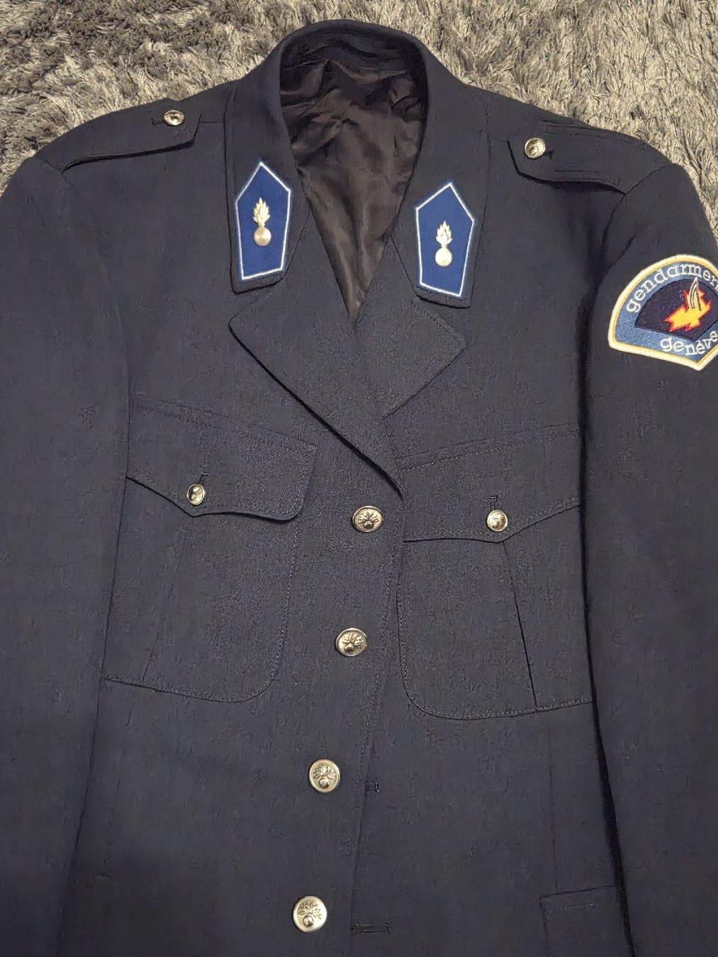 Schweizer Armee Uniformi: RARE Uniforme ancienne Police Genève JUFFA, Collection – Usato da Onex venduto da GarageCollector 1