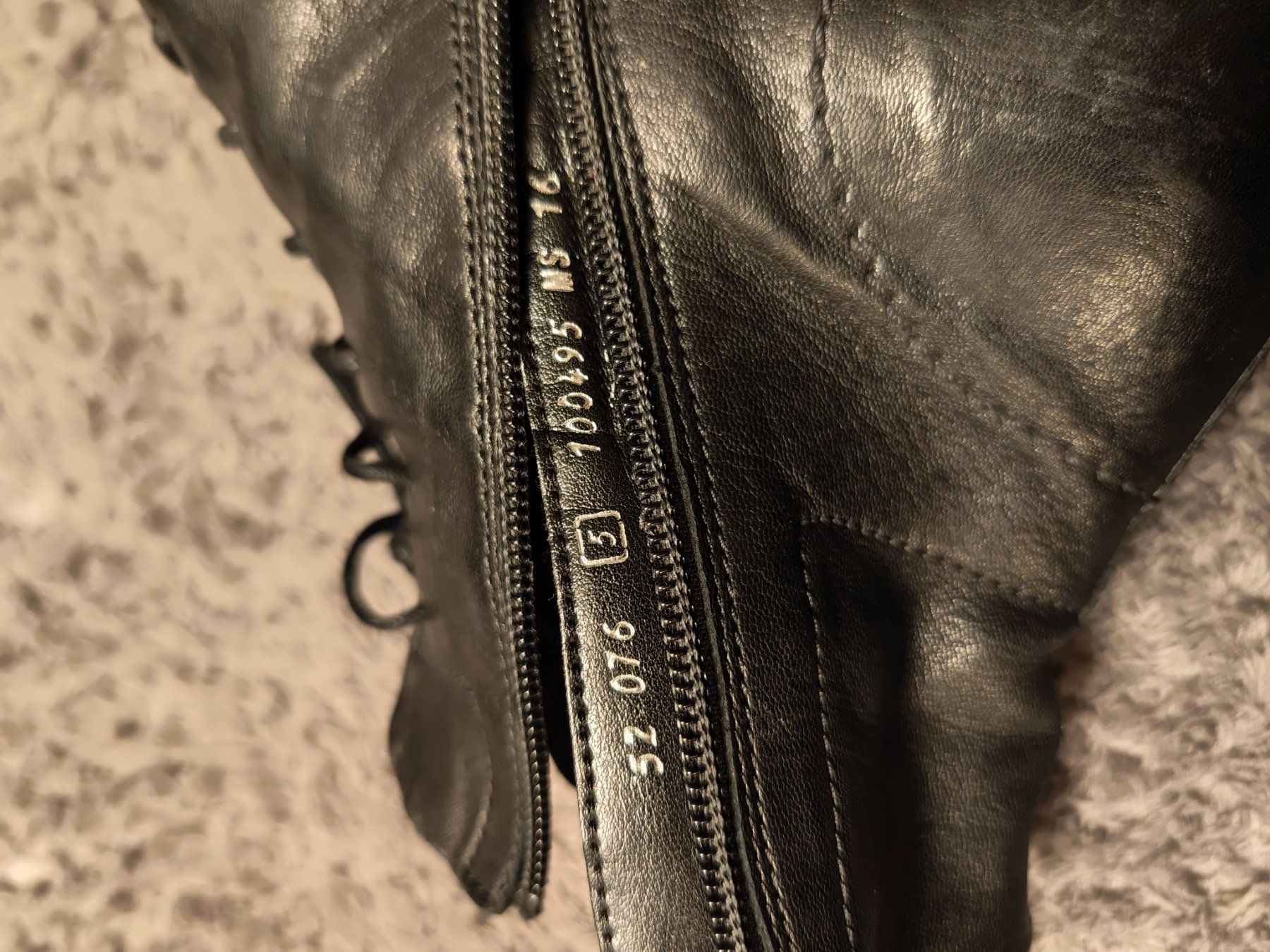 Gabor Scarpe da donna: Gabor Stiefeletten, schwarz, Gr. 38 – Usato da Gunzgen venduto da 0Aurin0 1