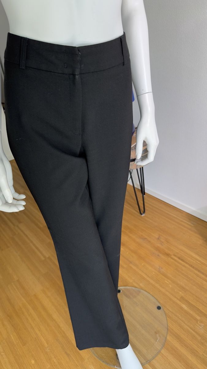Hosen: Schöne Damenhose von Review – Gebraucht aus Adliswil von RicPro 2