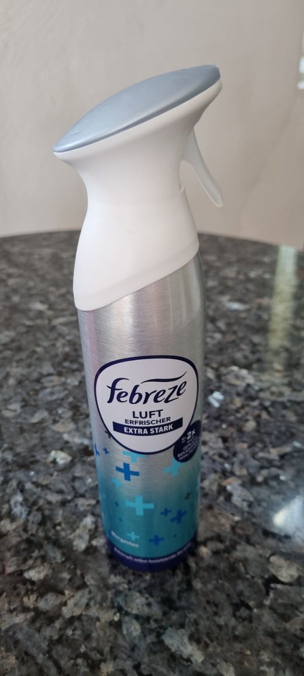 Spray per ambienti: Febreze Luft Erfrischer Extra Stark Spray neu – Nuovo (secondo la descrizione) da egliswil venduto da Maggy6