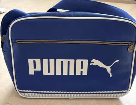Blaue Puma Umhängetasche im Retro Look
