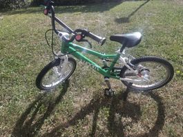 Fahrrad Woom 3, mit Kettenschutz