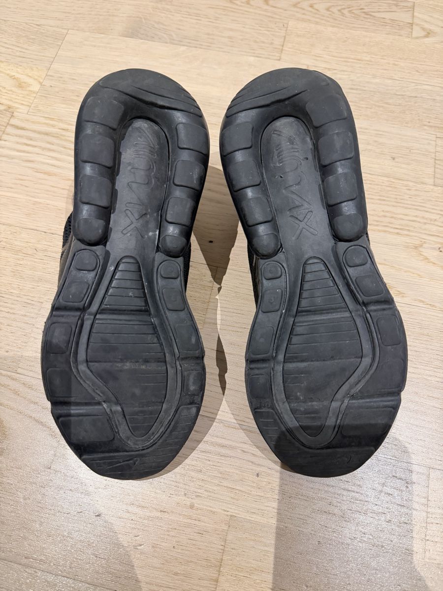 Nike Scarpe da donna: Nike Laufschuhe Grösse 38 – Usato da Liestal venduto da Dri.Ma 1