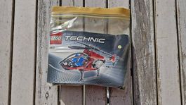 Lego Technic 8046 petit hélicoptère