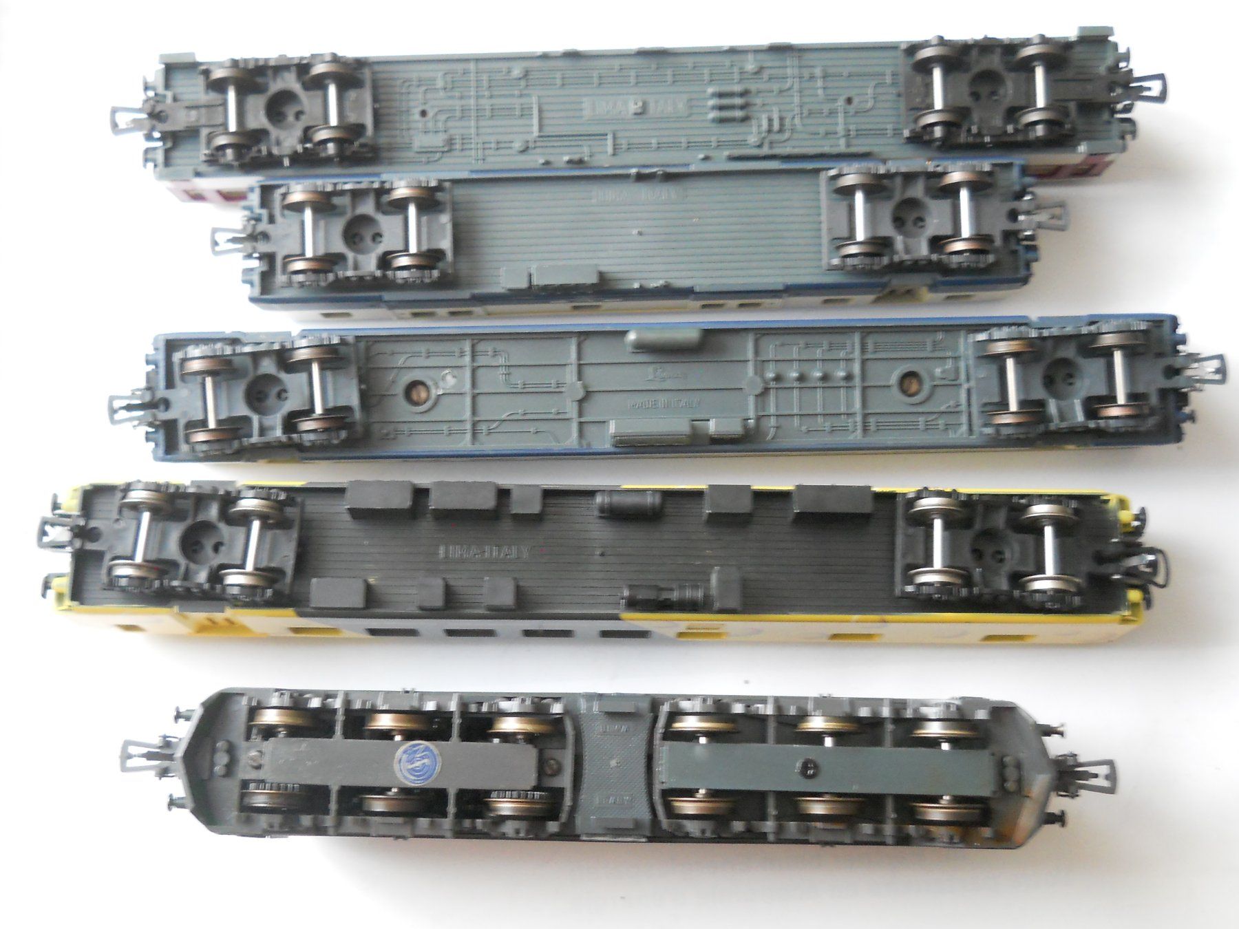 Lima Modelleisenbahnen: Lima Zug BLS mit Käsewagen von Lima – Gebraucht aus Schwanden GL von roerich20 5