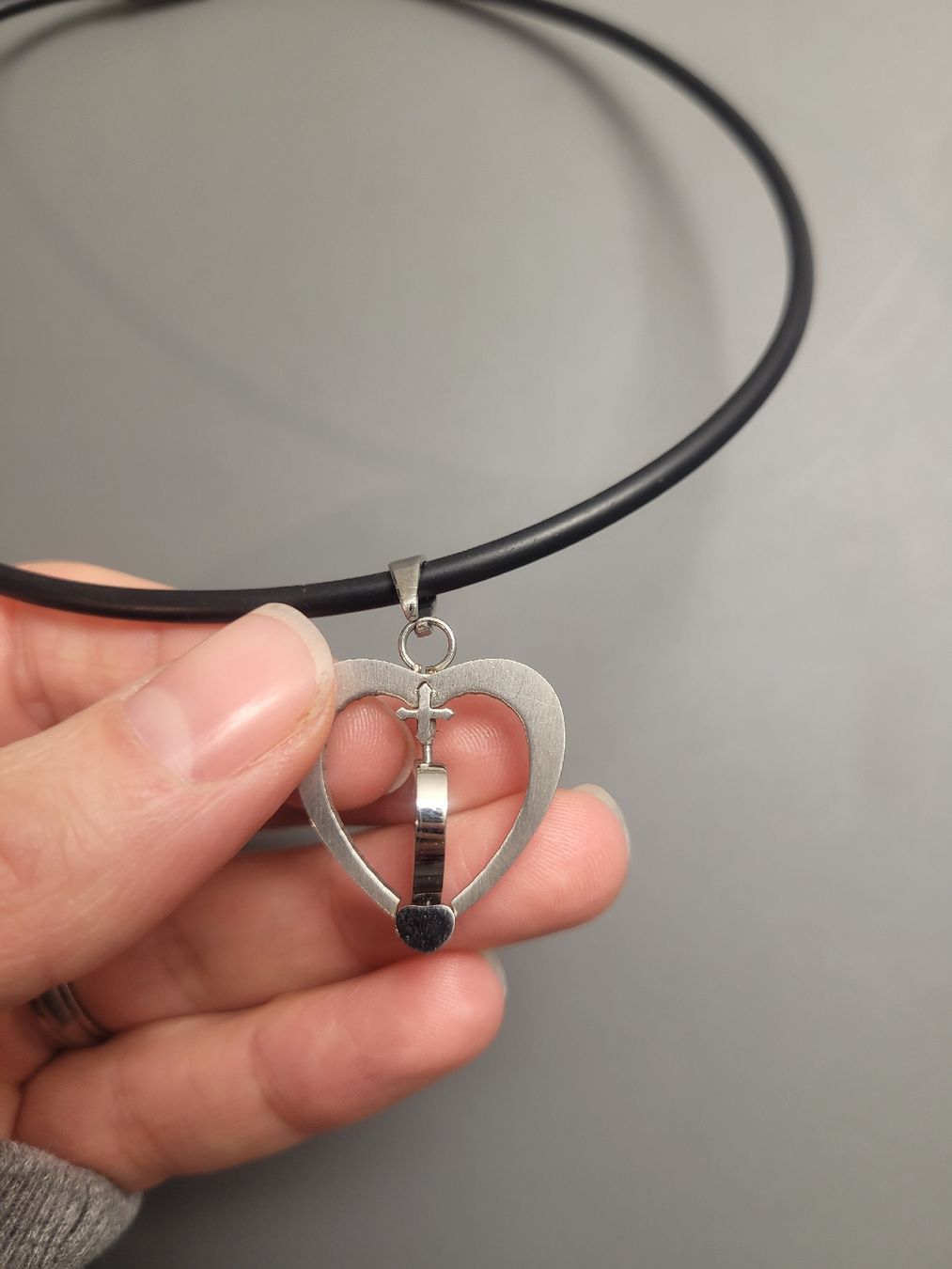 Catenine: Halskette mit Herzanhänger, Modeschmuck – Usato da Wängi venduto da Jeane_02 2