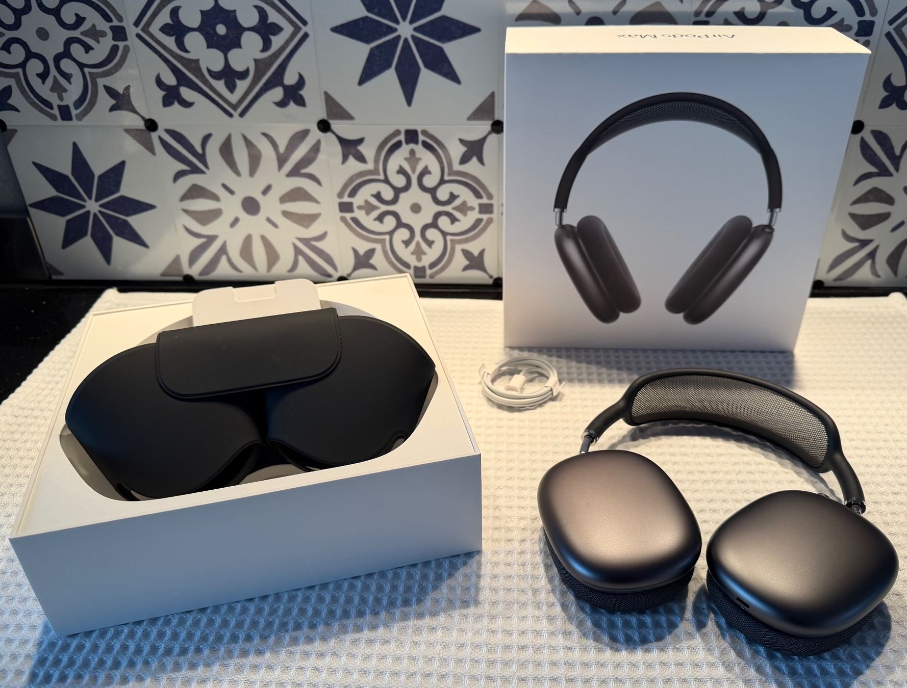 Apple Casques audio: Apple - AirPods Max Space Grey - Etat neuf – Neuf (Voir description) à Lausanne 26 par VSH21