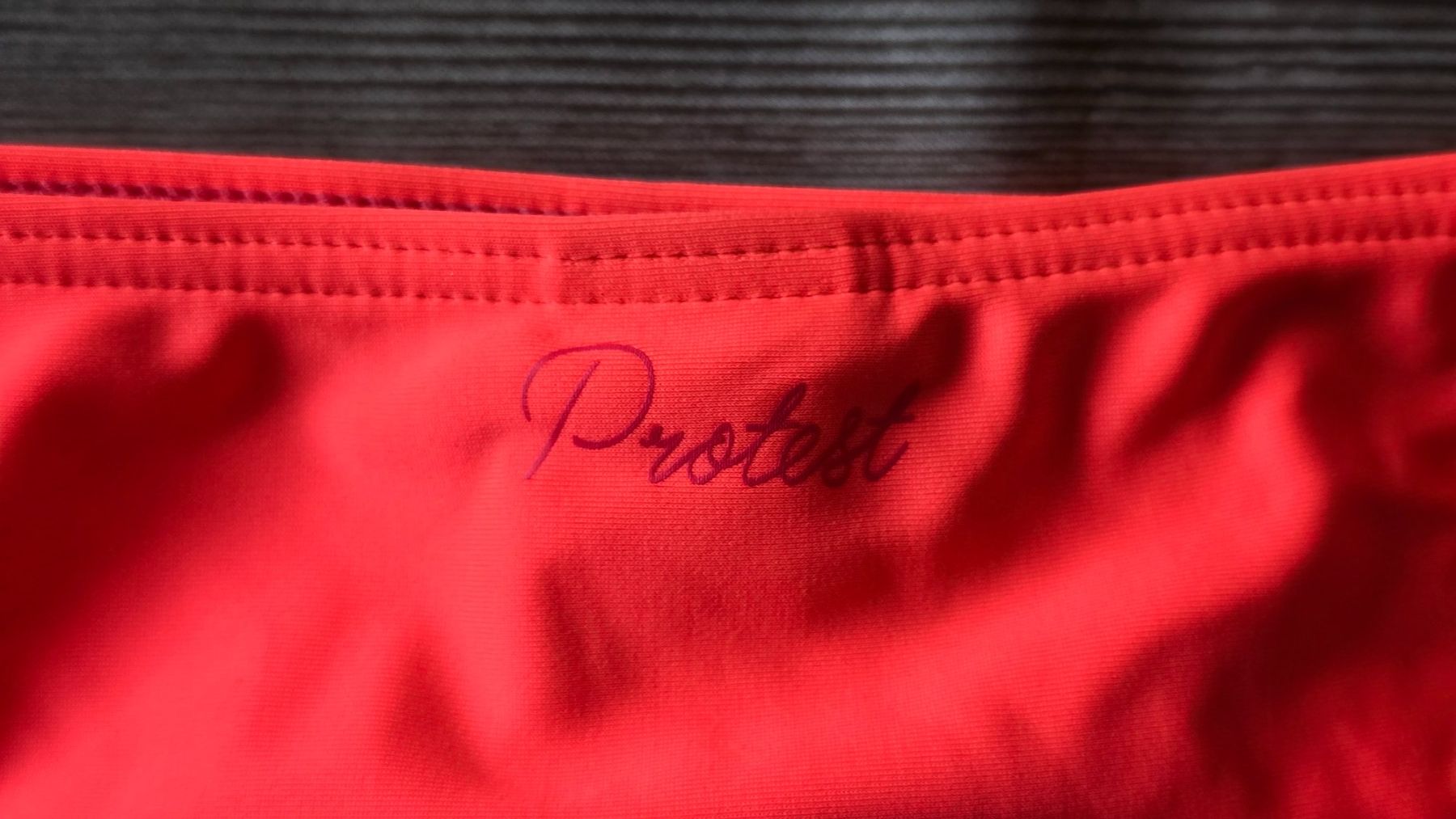 Protest Costumi da bagno & Bikini: Protest Bikini-Slip - 36 - Neon-Coral – Nuovo (secondo la descrizione) da Thalwil venduto da VitaMini 5