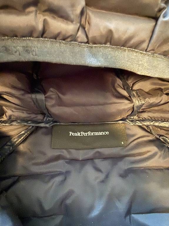 Giacche: Peak Performance Daunenjacke Damen Gr. S – Usato da Bitsch venduto da ato_95bk 1