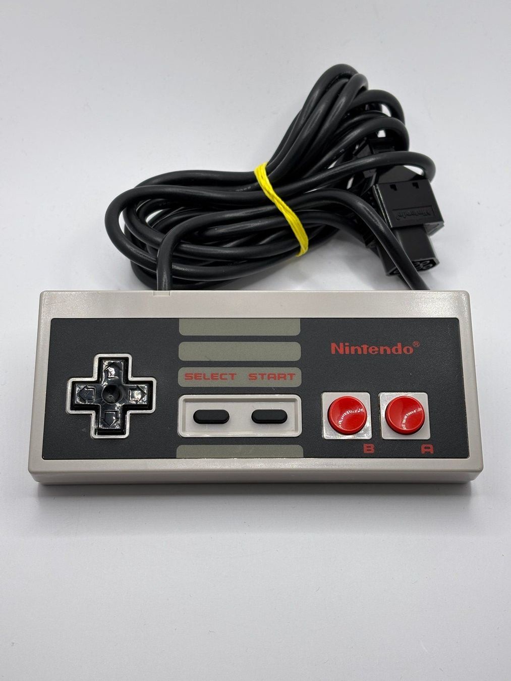 Nintendo Manettes: NES - Controller – D'occasion à Allschwil par Bullach