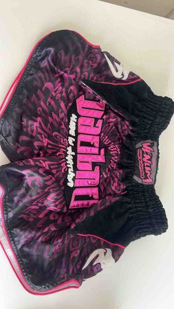 Venum Muay Thai Shorts Pink/Black Used Grösse L