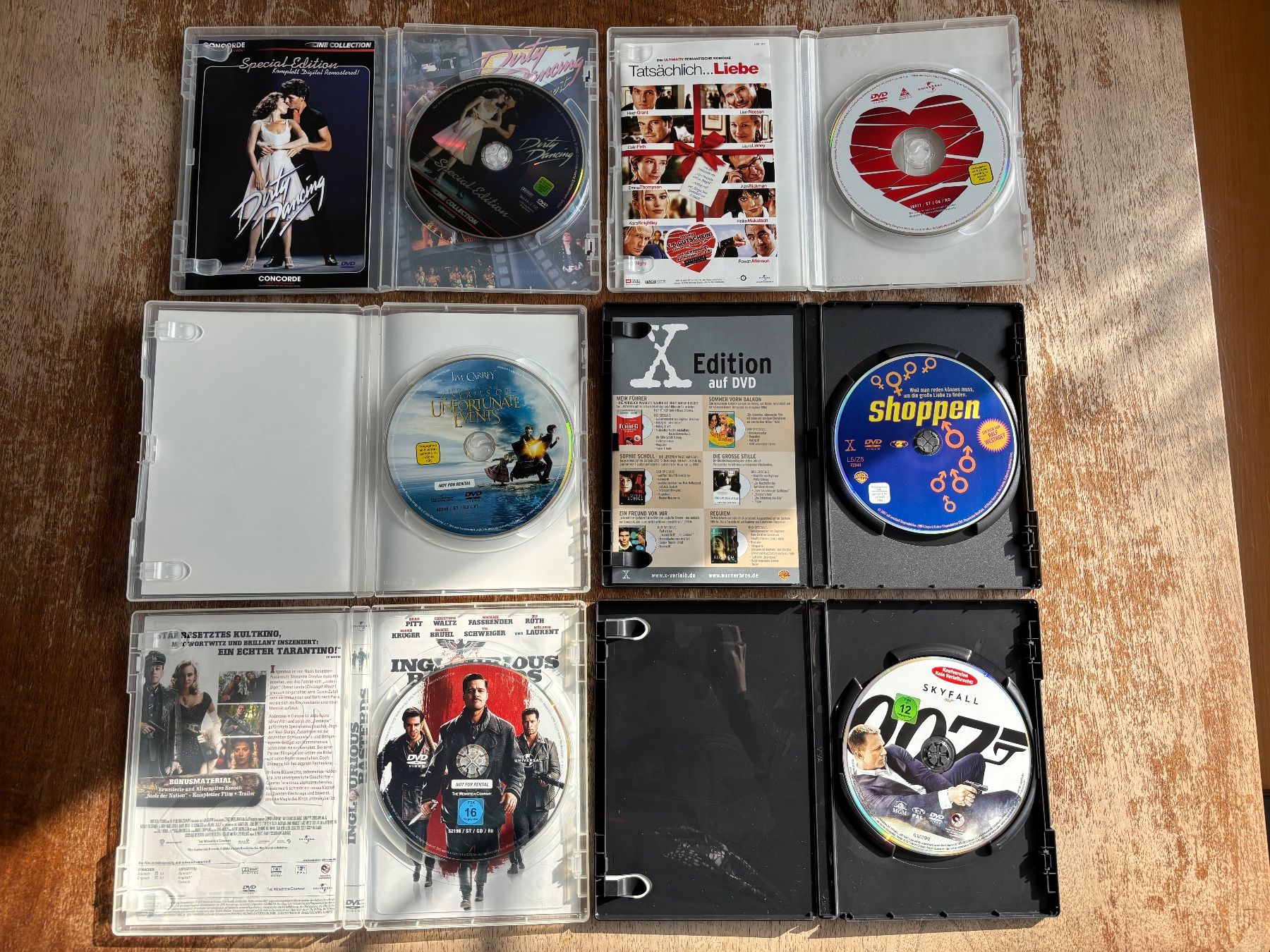 Tutti i DVDs: 6 DVDs: Dirty Dancing, Tatsächlich...Liebe, Skyfall, usw. – Usato da Cham venduto da CarmenBu 2
