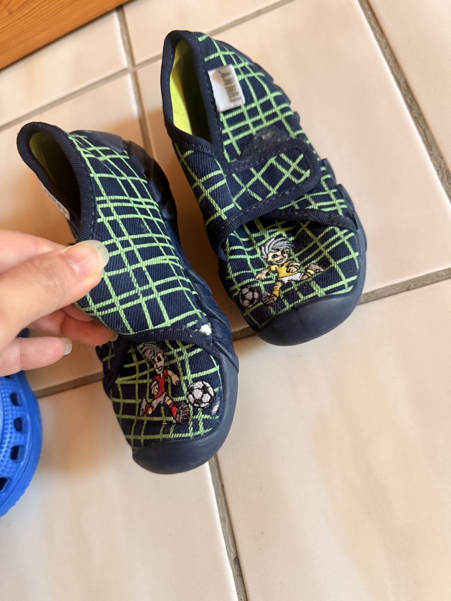 Scarpe per ragazzi: 8x Paars Schuhen 21/22 – Usato da Amlikon-Bissegg venduto da Rose_Rose 8