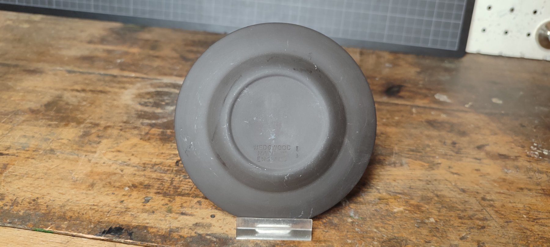 Wedgwood Piatti: Wunderschöner Teller von  Wedgwood schwarz – Usato da Gelterkinden venduto da MYSTOREFORYOU4460 2