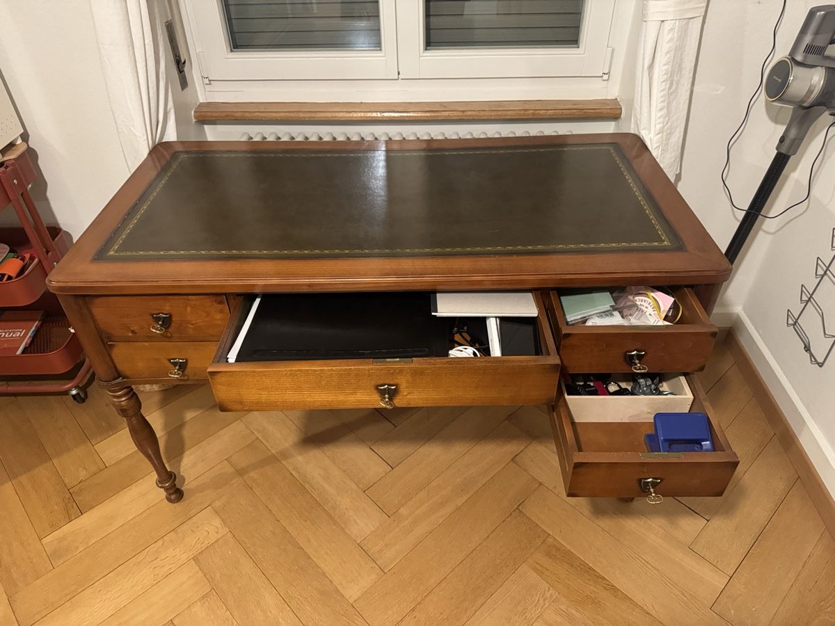 Schreibtische: Antiker Bürotisch – Gebraucht aus Basel von Lorenzo_Basel4055 3