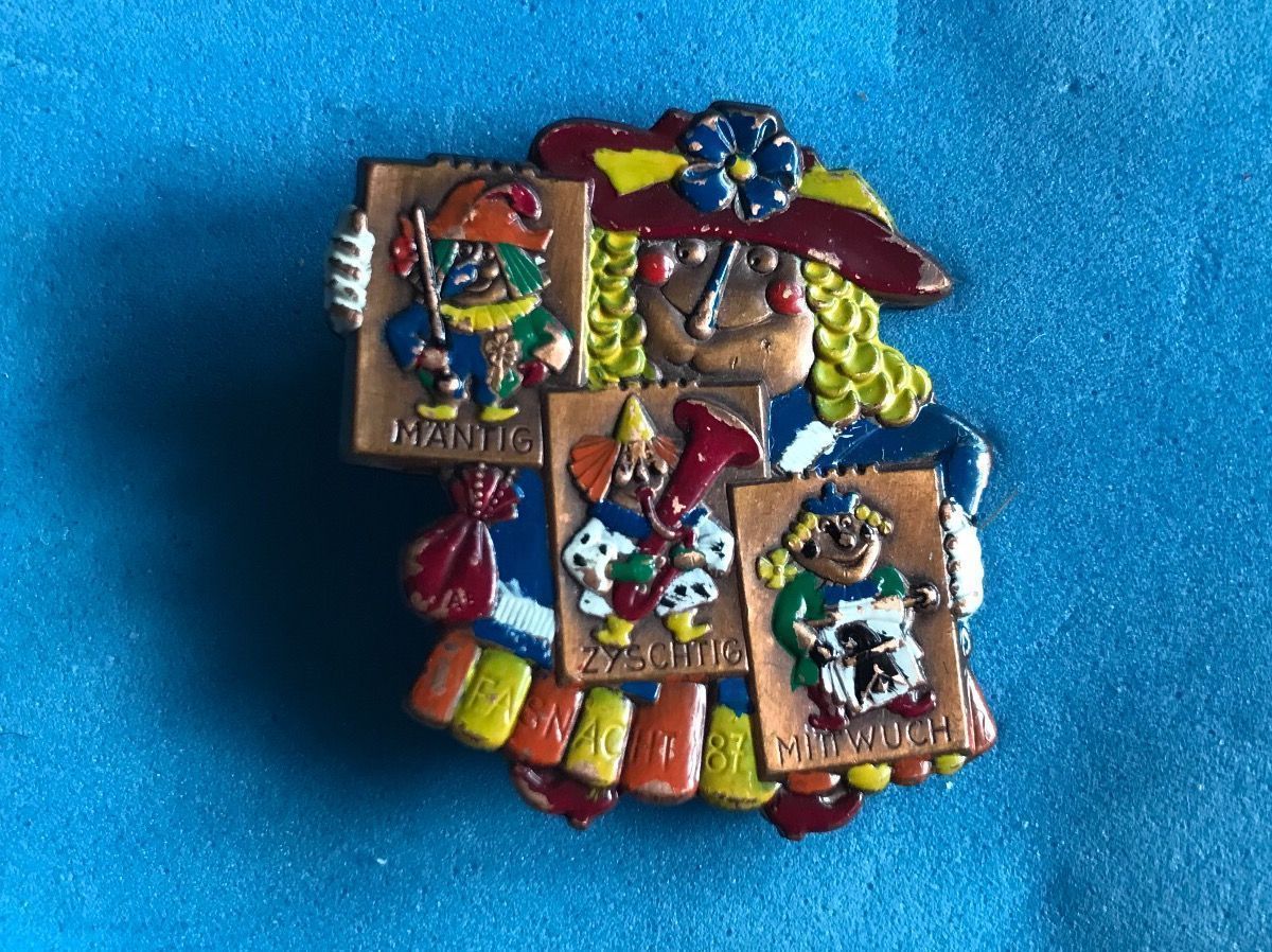 Placchette & Badge: Basel 1987 Handbemalt – Usato da Itingen venduto da Bebbi6569